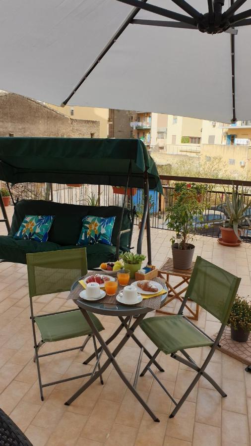 Civico 20 Bed and Breakfast Palermo Exteriör bild