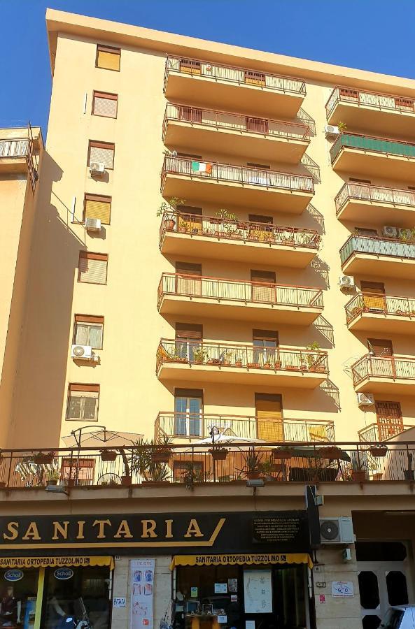 Civico 20 Bed and Breakfast Palermo Exteriör bild